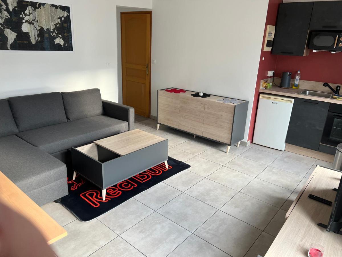 1 Appartement Neuf Centre Flers Acces Facile Proche Gare Et Commodites Εξωτερικό φωτογραφία